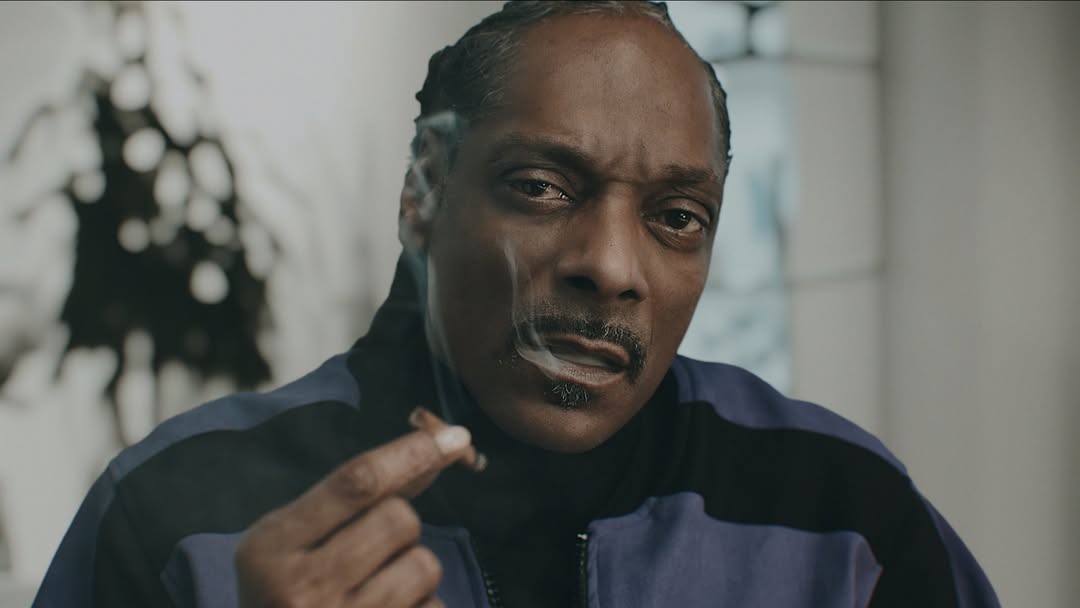 Snoop Dogg Title Card